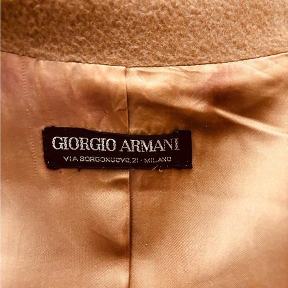 The Ultimate Archival Coat — Rare 1990s Giorgio Armani Black Label Camel Hair - Picture 10 of 10